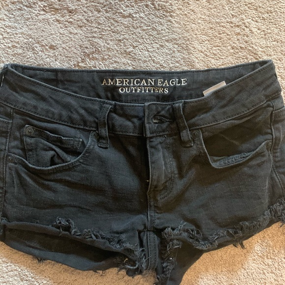 Black denim shorts - Picture 4 of 6